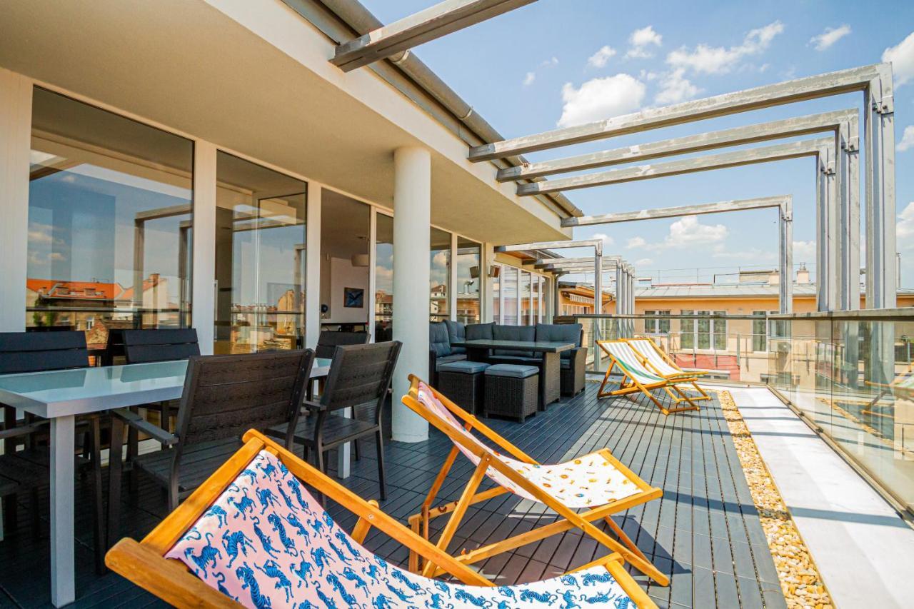 Luxury Apartment With Balcony In Downtown Budapest Exterior foto